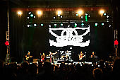 Big-Ones_2019-08-08_004.jpg : Big Ones a tribute to Aerosmith live auf der Festung Ehrenbreitstein, Rheinpuls Festival, Koblenz am 08.08.2019, Bild 4/41