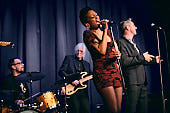 Bonita-Blues-Shacks_2022-02-11_022_Foto-Klaus-Manns.jpg : Bonita & The Blues Shacks, live in concert im Café Hahn am 11.02.2022, Bild 22/32