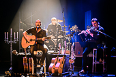 Echoes-Acoustic_2015-12-18_060.jpg : Echoes "Barefoot To The Moon", Zusatzkonzert im Stadttheater Aschaffenburg am 18.12.2015, Bild 60/81
