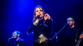 Femme-Schmidt_2016-05-27_010.jpg : Femme Schmidt RAW Tour 2016, Konzert am 27.05.2016 im Café Hahn, Bild 10/25