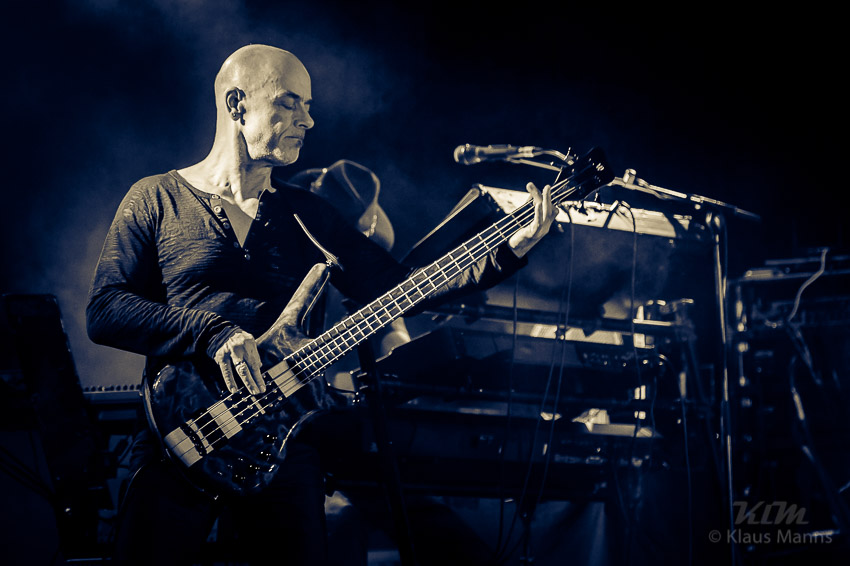 Manfred_Manns_Earth_Band_-_2015-12-11_051.jpg : Manfred Mann's Earth Band, Hunsrückhalle Simmern, 11.12.2015, Bild 51/60