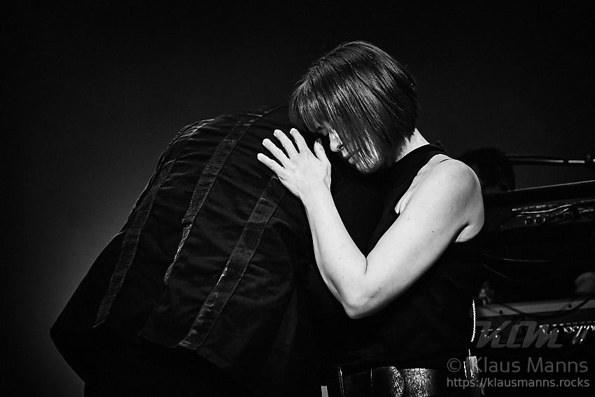 Mercy-Street_2019-03-08_facebook_Klaus-Manns_070.jpg : Mercy Street - A Tribute to Peter Gabriel, live Konzert in der Harmonie Bonn am 08.02.2019, Bild 70/70