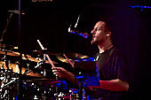 Mercy-Street_2019-03-08_facebook_Klaus-Manns_021.jpg : Mercy Street - A Tribute to Peter Gabriel, live Konzert in der Harmonie Bonn am 08.02.2019, Bild 21/70