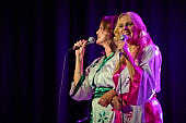 One-Night-With-ABBA_2021-09-02_035_Foto-Klaus-Manns.jpg : One Night With ABBA beim Rheinpuls Festival am 02.09.2021, Festung-Ehrenbreitstein, Koblenz, Bild 18/50