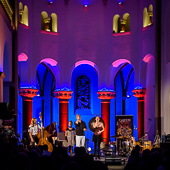 Queen_Kings_unplugged_2015-03-08_012.jpg : Queen Kings Unplugged Show, Klosterkirche-Hennef, 08.03.2015, Bild 11/43