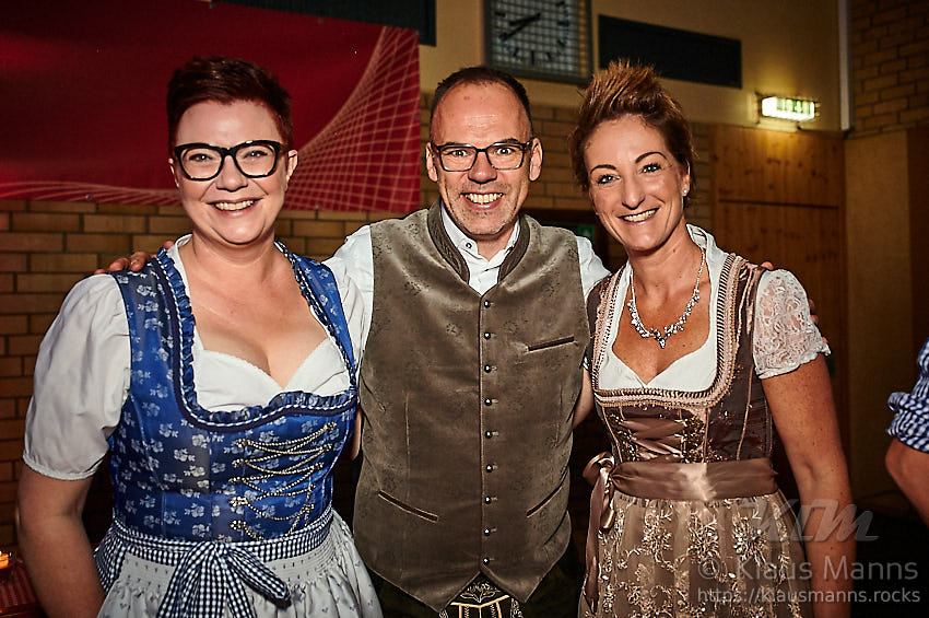 100J-SV-Horressen_Oktoberfest-2019-10-05_051.jpg : Fotos vom Oktoberfest zum 100-jährigen Jubiläum des SV-Horressen am 05.10.2019, Bild 51/203