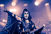 The_KISS_Tribute_Band_2015-10-16_012.jpg : The KISS Tribute Band beim ESWE ENERGY ROCK 2015 am 16.10.2015, Christian-Bücher-Halle, Wiesbaden, Bild 12/19