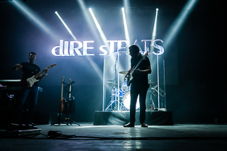 dIRE sTRATS spielen die großartige Musik von Dire Straits live auf der Festung Ehrenbreitstein, Koblenz am 09.08.2018