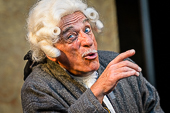 Amadeus_2015-06-25__025.jpg : Burgfestspiele Mayen, Amadeus, 2015, Bild 25/50